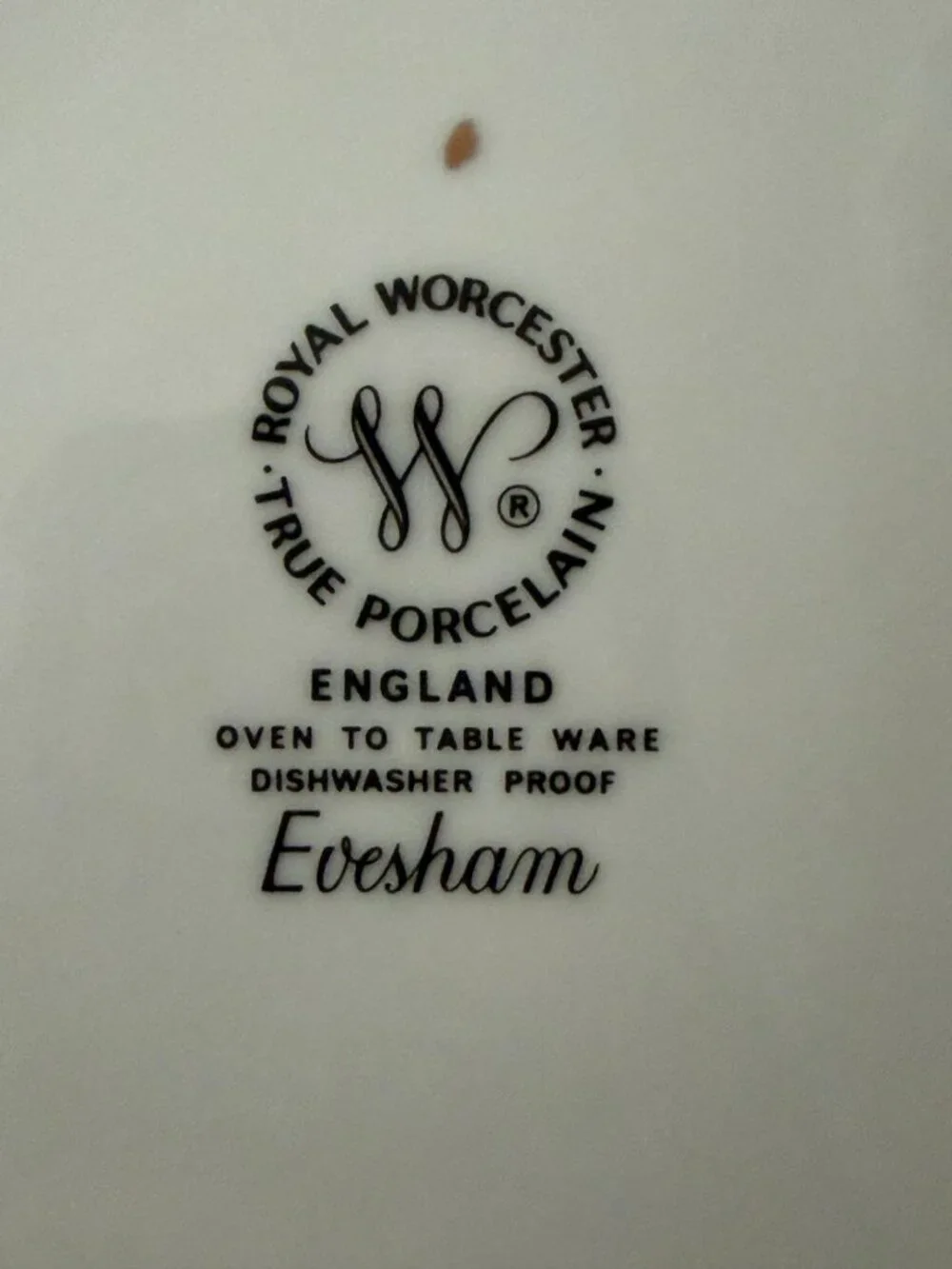 Royal Worcester Evesham Gold 4-PC Setting Soup Bowl Dinner Salad Bread Plates